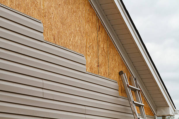 How To Choose The Right Materials for Your Siding Installation in 'Nokomis, IL